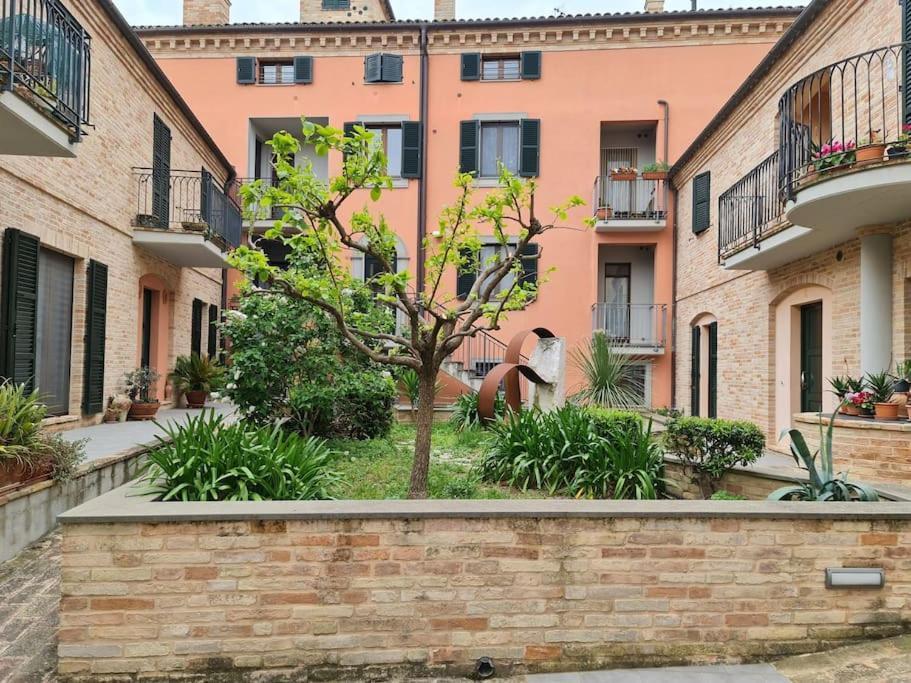 Scrigno Del Borgo-Intero Alloggio Montelupone Exteriör bild